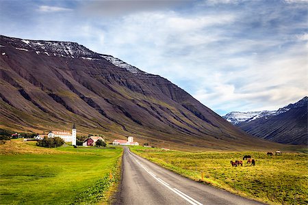 simsearch:400-06919516,k - Scenic view of the mountains and the town of Holar in Iceland Stock Photo - Budget Royalty-Free & Subscription, Code: 400-07932445