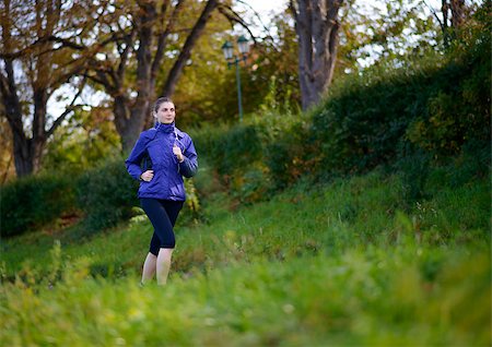 Young Beautiful Woman Running in the Park. Active Lifestyle Photographie de stock - Aubaine LD & Abonnement, Code: 400-07932758