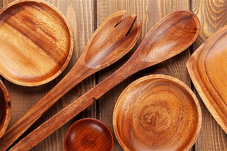simsearch:400-05663382,k - Wood kitchen utensils over wooden table background Stock Photo - Budget Royalty-Free & Subscription, Code: 400-07933748