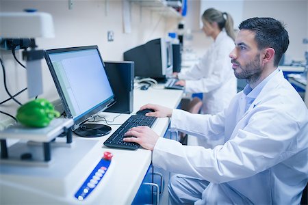 school biology - Food scientist using technology to analyse pepper at the university Stock Photo - Budget Royalty-Free & Subscription, Code: 400-07940659