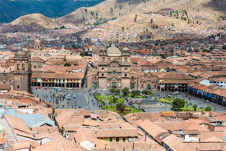 simsearch:400-07317742,k - aerial view of the Plaza de Armas of Cuzco city in the peruvian Andes Peru Foto de stock - Super Valor sin royalties y Suscripción, Código: 400-07952461