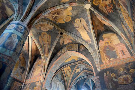 This is an interior view of Holy Trinity Chapel in Lublin (Poland). All frescos in the Chapel are original and have not been reconstructed. Photographie de stock - Aubaine LD & Abonnement, Code: 400-07974787