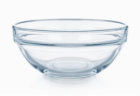 Glassware. Empty salad bowl on a white background Stock Photo - Budget Royalty-Free & Subscription, Code: 400-07977244