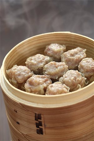 simsearch:400-04025064,k - shu mai, shao mai, chinese food in bamboo steamer Stock Photo - Budget Royalty-Free & Subscription, Code: 400-07978734