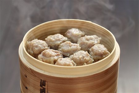 simsearch:400-04025064,k - shu mai, shao mai, chinese food in bamboo steamer Stock Photo - Budget Royalty-Free & Subscription, Code: 400-07978733