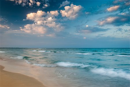 simsearch:400-08495448,k - Tropical Beach and Beautiful Sea at Cloudy Sunset Stock Photo - Budget Royalty-Free & Subscription, Code: 400-07973824