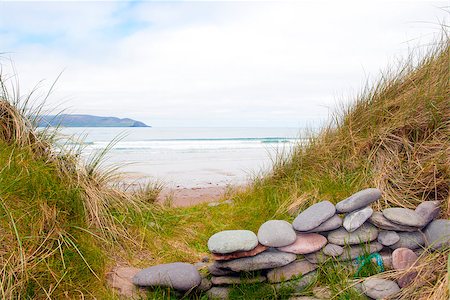 simsearch:400-07716790,k - stone wall shelter on a beautiful beach in the maharees county Kerry Ireland Foto de stock - Royalty-Free Super Valor e Assinatura, Número: 400-07981405