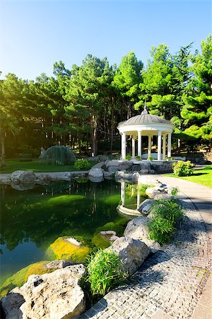 rotunda - White arbour near beautiful lake in park Stock Photo - Budget Royalty-Free & Subscription, Code: 400-07996698