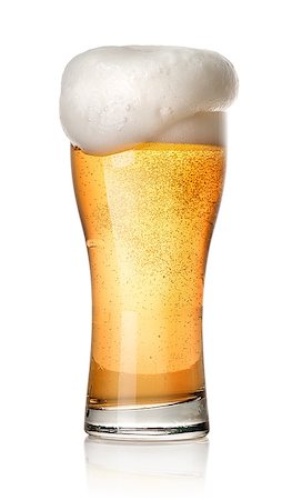 simsearch:400-08336450,k - Glass of light beer isolated on a white background Stock Photo - Budget Royalty-Free & Subscription, Code: 400-07996989