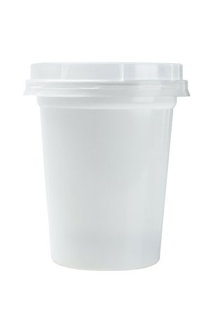 simsearch:400-06072755,k - Disposable Plastic Cup On White Background Foto de stock - Super Valor sin royalties y Suscripción, Código: 400-07997151