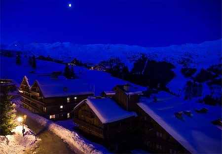 simsearch:400-05904919,k - View of the valley of Meribel at night. France. Stock Photo - Budget Royalty-Free & Subscription, Code: 400-07993500
