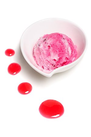 simsearch:400-07408343,k - Strawberry pink ice cream ball in bowl on white background Stock Photo - Budget Royalty-Free & Subscription, Code: 400-07993971