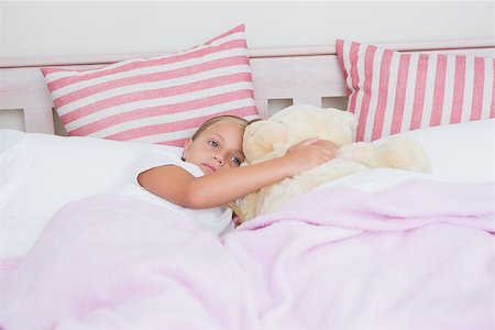 small little girl pic to hug a teddy - Cute little girl lying in bed at home in the bedroom Stock Photo - Budget Royalty-Free & Subscription, Code: 400-08019814
