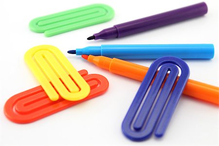 photoestelar (artist) - Colored markers and plastic paper clips. Stock Photo - Budget Royalty-Free & Subscription, Code: 400-08010953