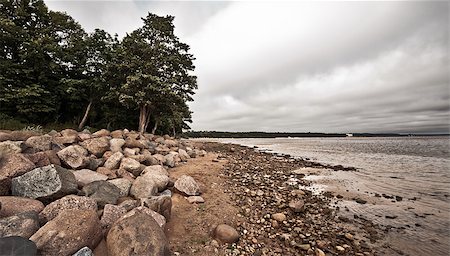 simsearch:400-08021518,k - rocky stone beach at cold autumn day Stock Photo - Budget Royalty-Free & Subscription, Code: 400-08011197