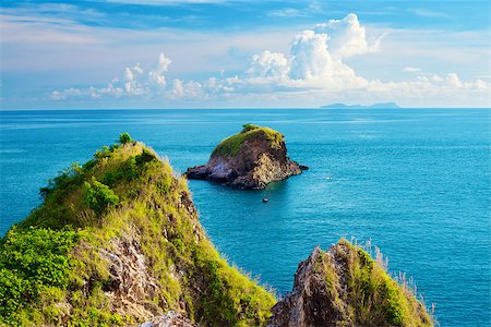 simsearch:400-07295714,k - rocks in Andaman Sea, aerial view, Thailand Stock Photo - Budget Royalty-Free & Subscription, Code: 400-08012860