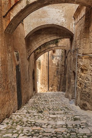 simsearch:400-07055926,k - Sassi the historic center of the city Matera in Italy Photographie de stock - Aubaine LD & Abonnement, Code: 400-08035944