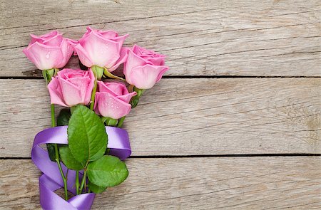 simsearch:400-08110734,k - Garden pink roses bouquet over wooden table. Top view with copy space Stock Photo - Budget Royalty-Free & Subscription, Code: 400-08037282