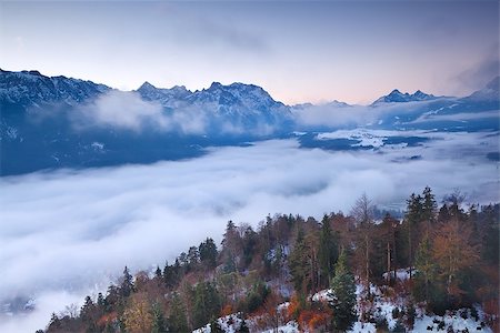 simsearch:400-04276571,k - view on foggy sunrise from mountain top, Germany Foto de stock - Super Valor sin royalties y Suscripción, Código: 400-08039522