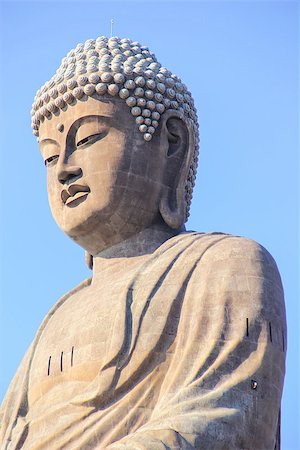 daibutsu - Ushiku Daibutsu, Standing buddha tallest in the world in Japan Photographie de stock - Aubaine LD & Abonnement, Code: 400-08041780