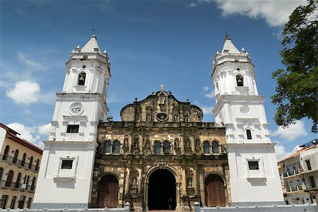 Panama City, Central America, View of Catholich Cathedral in Plaza Mayor, Casco Viejo Fotografie stock - Microstock e Abbonamento, Codice: 400-08041812