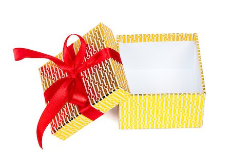 simsearch:400-08036453,k - Gift box with ribbon and bow on white background Stock Photo - Budget Royalty-Free & Subscription, Code: 400-08051412