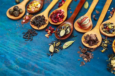 dry fruits crops - Various types of  tea with in wooden spoons. Stock Photo - Budget Royalty-Free & Subscription, Code: 400-08051522