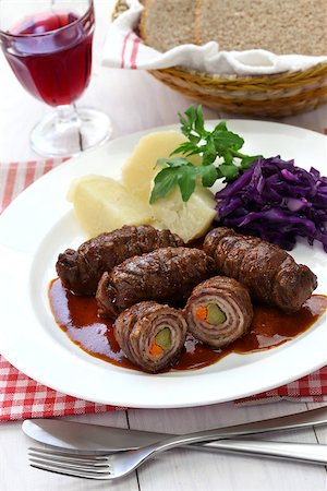 rinderrouladen, german beef roll Photographie de stock - Aubaine LD & Abonnement, Code: 400-08052296