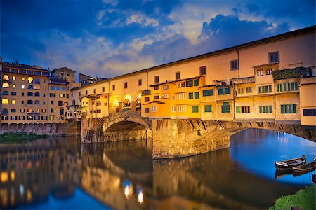 simsearch:400-08076016,k - Image of Ponte Vecchio in Florence, Italy  at dusk. Stock Photo - Budget Royalty-Free & Subscription, Code: 400-08075781