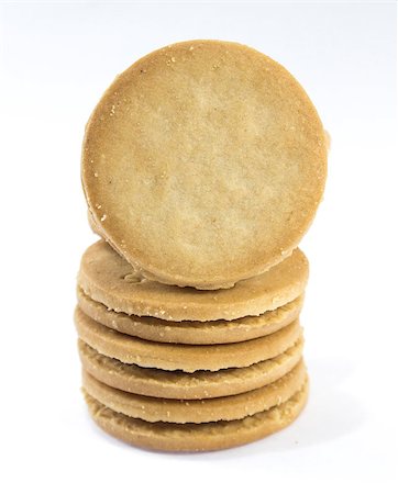 simsearch:400-07212397,k - Sandwich biscuits, filled with chocolate, isolated on white background Foto de stock - Super Valor sin royalties y Suscripción, Código: 400-08070306