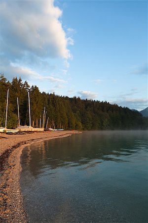 summer dawn at Lake Walchensee in southern Bavaria Foto de stock - Super Valor sin royalties y Suscripción, Código: 400-08070616