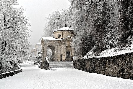 Sacred Mount of Varese in an snowy afternoon Stock Photo - Budget Royalty-Free & Subscription, Code: 400-08072561