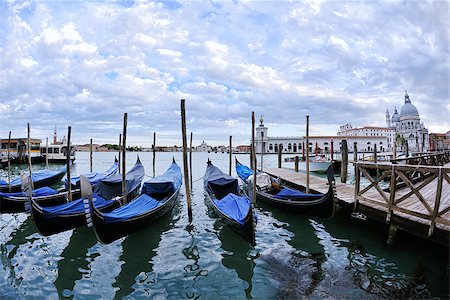 venice, beautiful romantic italian city on sea with great canal and gondolas Stock Photo - Budget Royalty-Free & Subscription, Code: 400-08093703