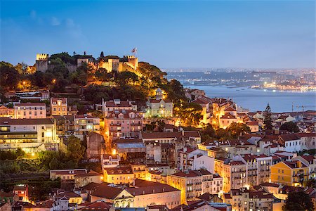 Lisbon, Portugal skyline at Sao Jorge Castle. Stockbilder - Microstock & Abonnement, Bildnummer: 400-08107469