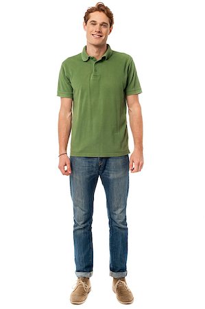 simsearch:400-08110461,k - Full length portrait of a casual young guy Foto de stock - Super Valor sin royalties y Suscripción, Código: 400-08107999