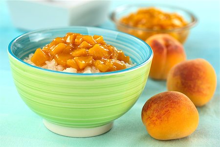 simsearch:400-08034414,k - Rice Pudding with Peach Compote Stock Photo - Budget Royalty-Free & Subscription, Code: 400-08108680