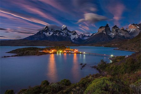 pehoe lake - Epic beauty of the landscape - the National Park Torres del Paine in southern Chile. Photographie de stock - Aubaine LD & Abonnement, Code: 400-08108822