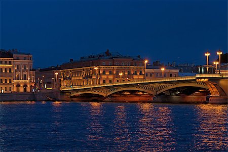 simsearch:400-05754435,k - Picturesque view of Saint Petersburg by night Photographie de stock - Aubaine LD & Abonnement, Code: 400-08115489