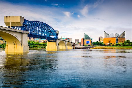 Chattanooga, Tennessee, USA downtown city skyline. Stockbilder - Microstock & Abonnement, Bildnummer: 400-08112114