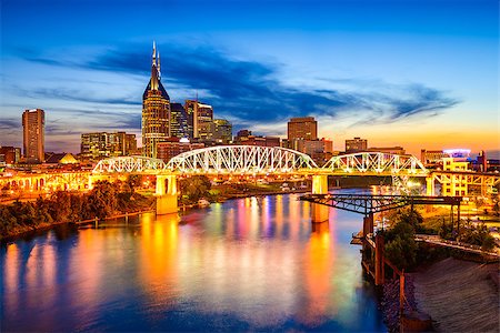 Nashville, Tennessee, USA downtown city skyline. Foto de stock - Super Valor sin royalties y Suscripción, Código: 400-08112122