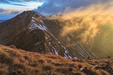 simsearch:400-07302061,k - Sunrise in Fagaras Mountains. Southern Carpathians, Romania Foto de stock - Royalty-Free Super Valor e Assinatura, Número: 400-08113013