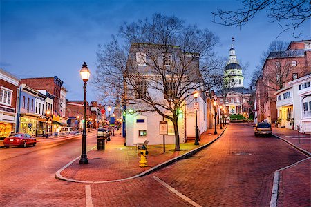 simsearch:400-08861618,k - Annapolis, Maryland, USA downtown cityscape on Main Street. Stock Photo - Budget Royalty-Free & Subscription, Code: 400-08113992