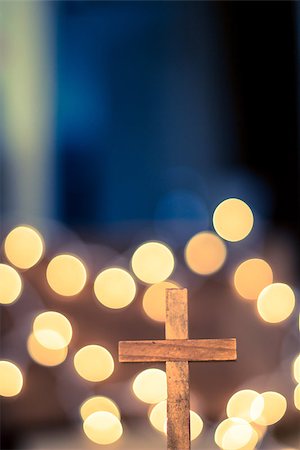 simsearch:400-07090264,k - A wooden cross with defocused warm lights in the background. Stock Photo - Budget Royalty-Free & Subscription, Code: 400-08154619