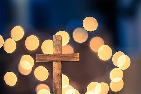 simsearch:400-07090264,k - A wooden cross with defocused warm lights in the background. Stock Photo - Budget Royalty-Free & Subscription, Code: 400-08154621