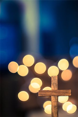 simsearch:400-07090264,k - A wooden cross with defocused warm lights in the background. Stock Photo - Budget Royalty-Free & Subscription, Code: 400-08154622