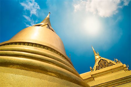 emerald buddha - Wat Phra Kaeo, Temple of the Emerald Buddha and the home of the Thai King Stock Photo - Budget Royalty-Free & Subscription, Code: 400-08153251