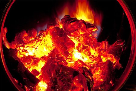 fire heating background - bright coals fire for heat and cooking Stock Photo - Budget Royalty-Free & Subscription, Code: 400-08186372