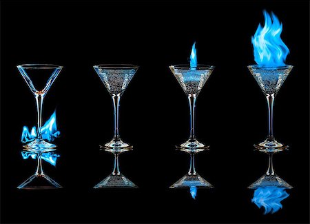 simsearch:400-06911029,k - Fire cocktail collection isolated on a black background Foto de stock - Royalty-Free Super Valor e Assinatura, Número: 400-08187882