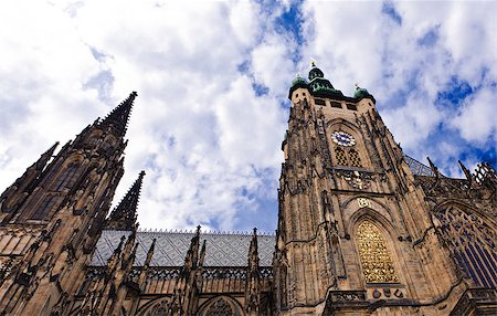 simsearch:400-07620225,k - St. Vitus Cathedral in Prague, Czech Republic exterior Foto de stock - Super Valor sin royalties y Suscripción, Código: 400-08188383