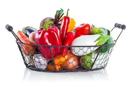 simsearch:400-05664164,k - Fresh vegetables in basket. Isolated on white background Stock Photo - Budget Royalty-Free & Subscription, Code: 400-08198260